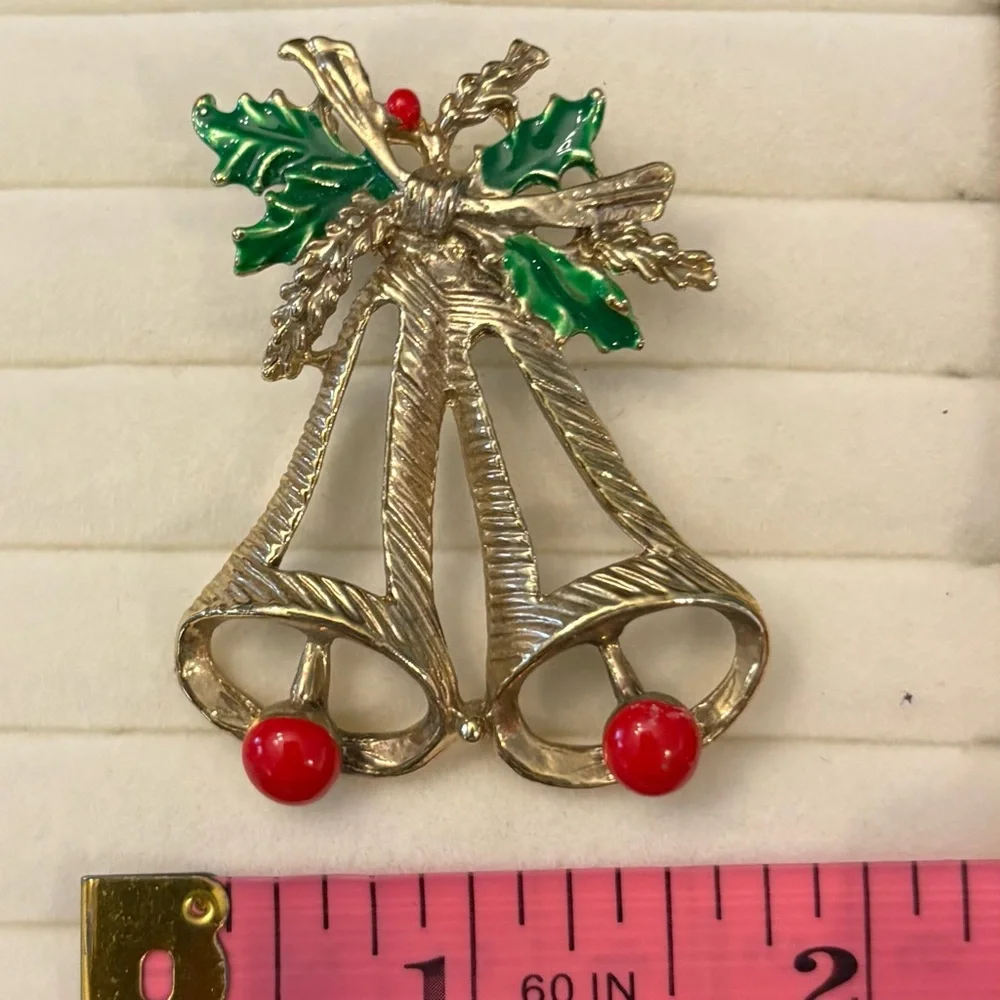 Vintage Marked Taiwan Goldtone Enamel Christmas BELLS Brooch Pin Festive Texture